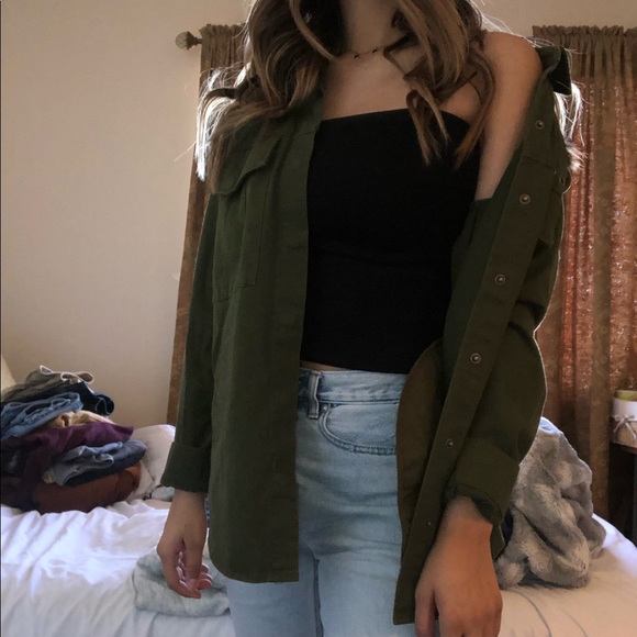 Green button down - Picture 3 of 5